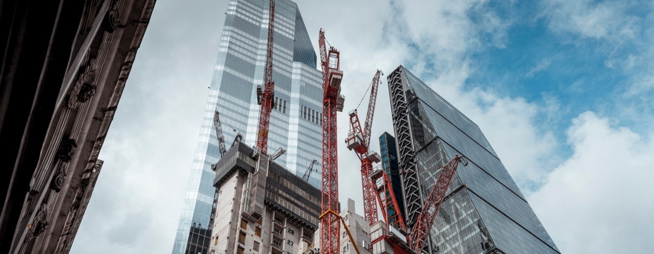 Builds Client Satisfaction with Better Project Management